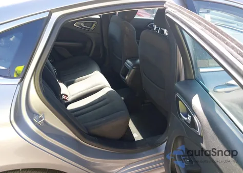 2015 Chrysler 200 Limited из США, поврежденный, VIN 1C3CCCAB9FN756769